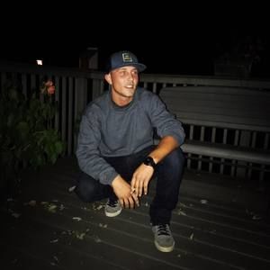 Meet your Posher, Derek